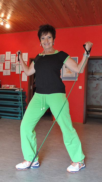 Rita Saalfrank-Heim Gymnastik Figur Massage · Fotos 1